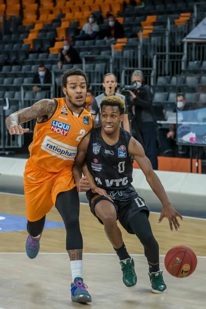 选手们在场 选手们在场