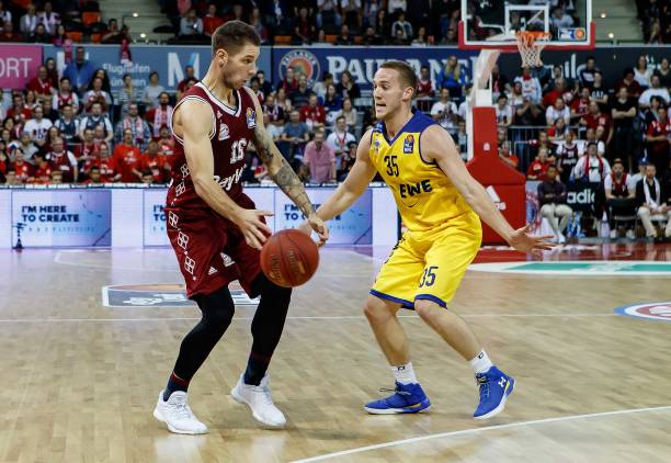 效力罗马 效力罗马